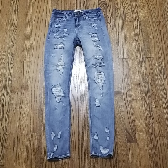 NWOT Daytrip Lynx Skinny factory distressed - Picture 2 of 8